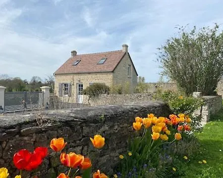 Holiday home Jolie Maison Pour 4 A 6 Personnes