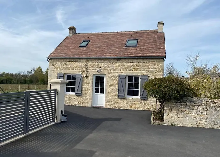 Jolie Maison Pour 4 A 6 Personnes *