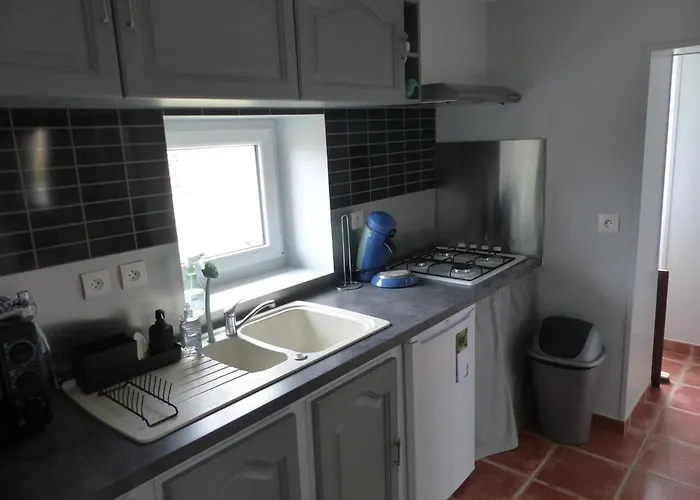 Jolie Maison Pour 4 A 6 Personnes *